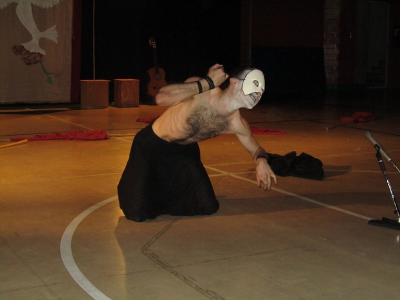 8 In certe righe di petali (Gruppo Teatro Fragile) 007.JPG