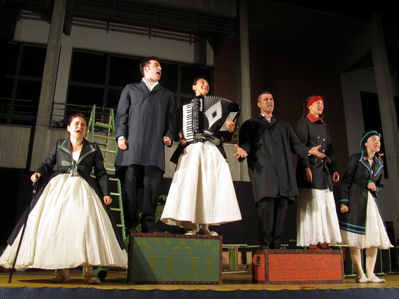 9 Ay l’Amor (Teatro Due Mondi) 025.JPG